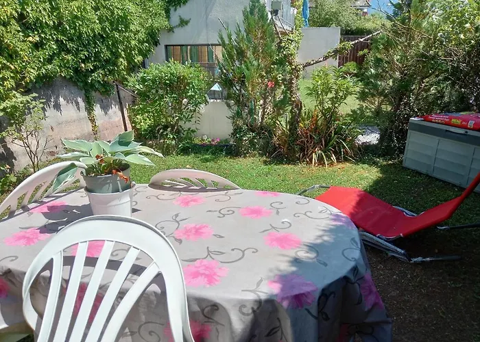 Guest house Petit St George 100mt Du A