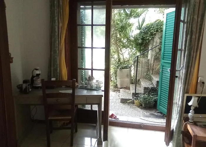 Petit St George 100mt Du A Guest house 3*